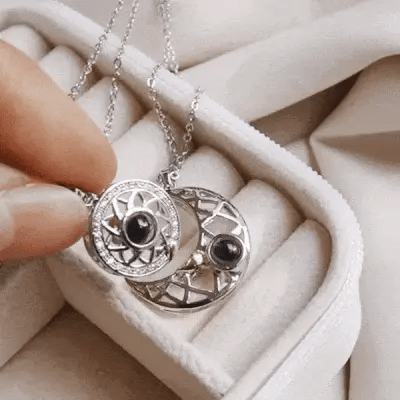 Collares simbólicos Sol Y Luna con Proyección secreta